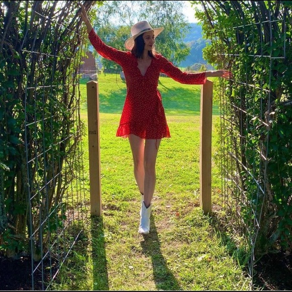 Realisation Par Dresses Ralisation Alexandra Red Wrap Star Dress Poshmark